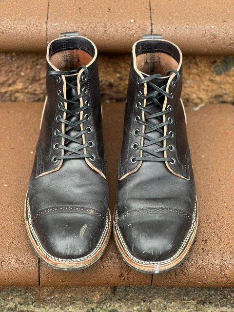 Photo by horweendreams on April 5, 2024 of the Viberg Service Boot BCT in Maryam Black Horsebutt.