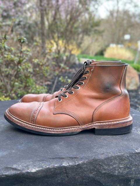 Photo by gmart7 on April 5, 2023 of the Oak Street Bootmakers Field Boot in Maryam Natural Horsebutt.