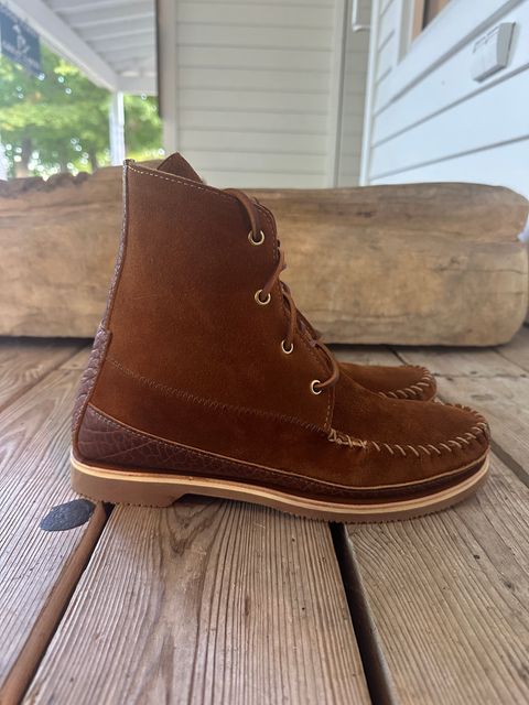 Photo by fcmocs on October 1, 2024 of the Fish Creek Moccasin 6” Boot in Rusty Brown Suede.