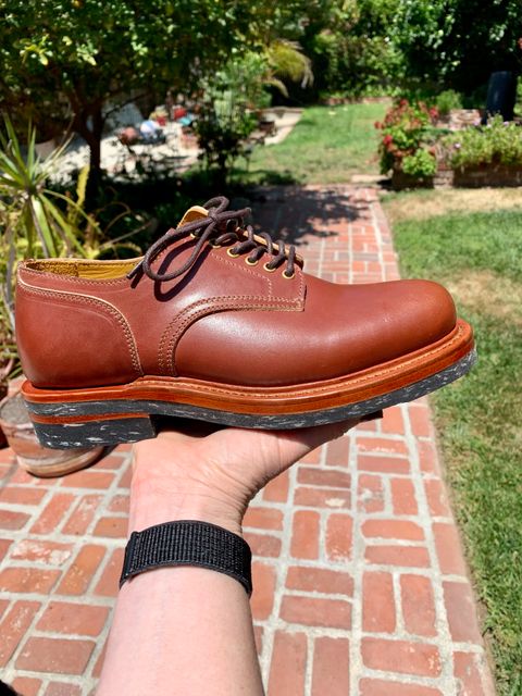 Photo by robyn on June 28, 2021 of the Sagara x Stitchdown Bandung Derby in Conceria Cloe Mahogany Horsebutt.