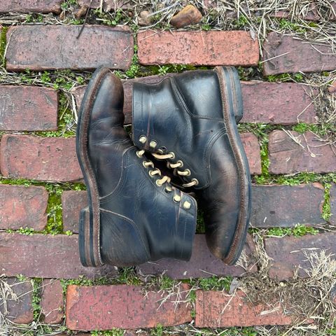 Photo by lydialove on March 2, 2024 of the Grant Stone Nora Boot in Horween Black Chromexcel.