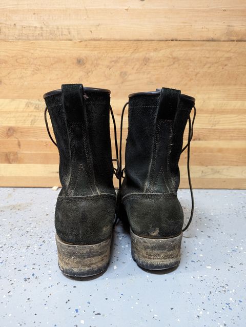Photo by ChineseBroccoli on February 6, 2023 of the Viberg 155 Smokejumper Work Boot in Seidel Black Oil Tan Roughout.