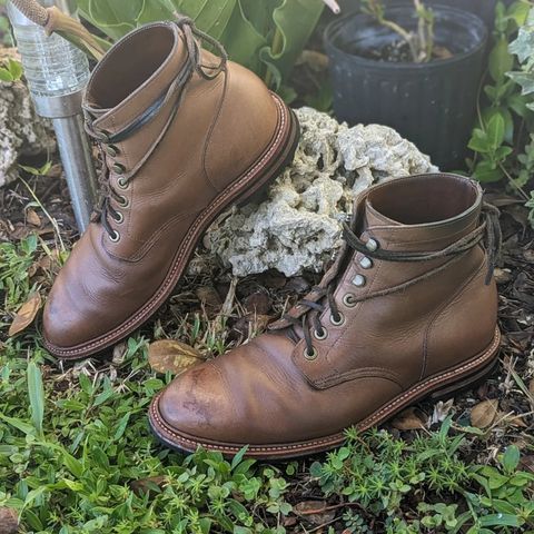 Photo by Briansbootpage on September 16, 2023 of the Grant Stone Diesel Boot in Horween Dune Chromexcel.