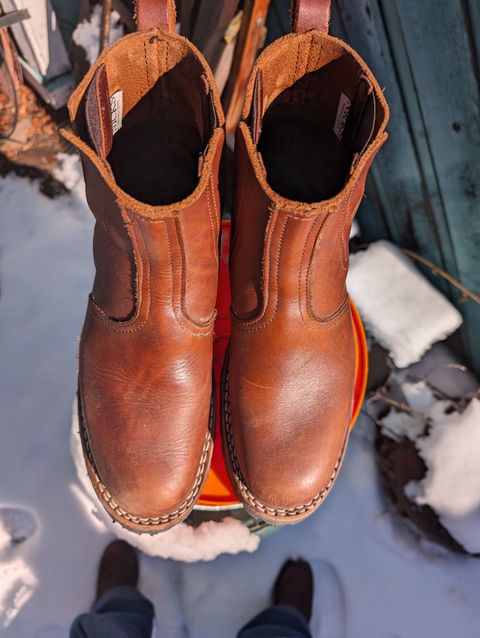 Photo by ninjagin on February 4, 2024 of the Nicks Work Chelsea in Seidel 1964 Brown.