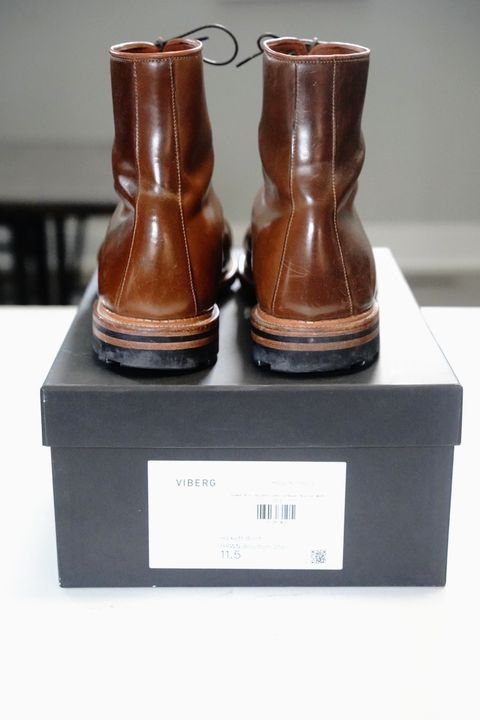 Photo by varnu on February 1, 2023 of the Viberg Halkett in Horween Bourbon Shell Cordovan.