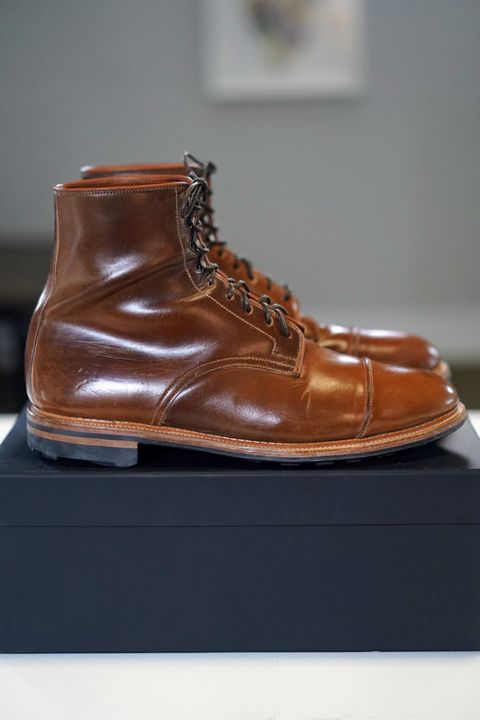 Photo by varnu on February 1, 2023 of the Viberg Halkett in Horween Bourbon Shell Cordovan.