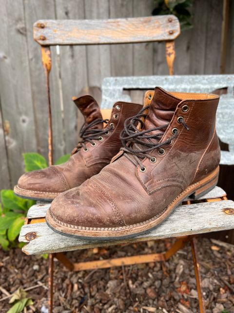 Photo by Nerdin.with.Boots on November 2, 2022 of the Viberg Service Boot BCT in Horween Mocha Vintage.