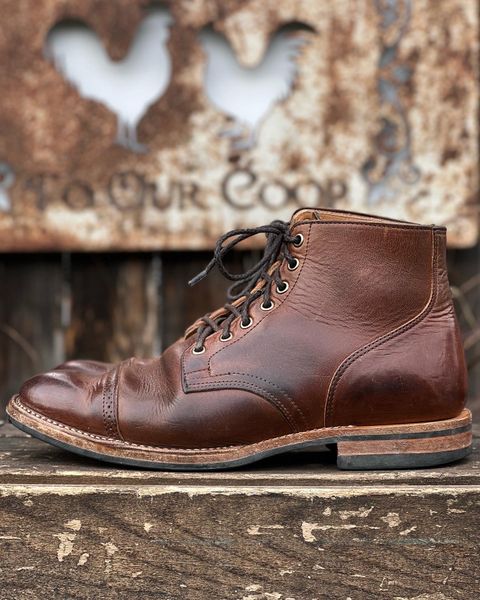 Photo by Nerdin.with.Boots on December 1, 2022 of the Viberg Service Boot BCT in Horween Mocha Vintage.