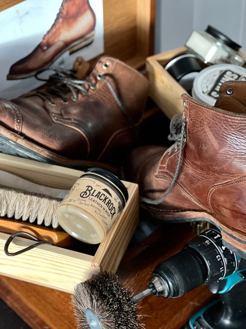 Photo by Nerdin.with.Boots on January 1, 2023 of the Viberg Service Boot BCT in Horween Mocha Vintage.