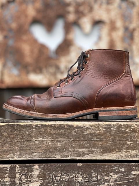 Photo by Nerdin.with.Boots on January 1, 2023 of the Viberg Service Boot BCT in Horween Mocha Vintage.