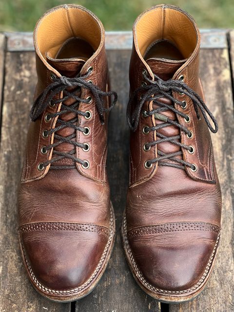 Photo by Nerdin.with.Boots on January 1, 2023 of the Viberg Service Boot BCT in Horween Mocha Vintage.