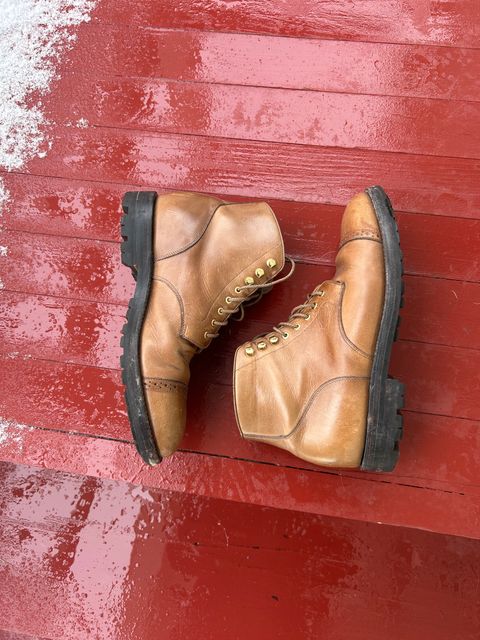 Photo by RedBeardBlueJeans on December 2, 2025 of the Grant Stone Garrison Boot in Horween Natural Chromexcel.