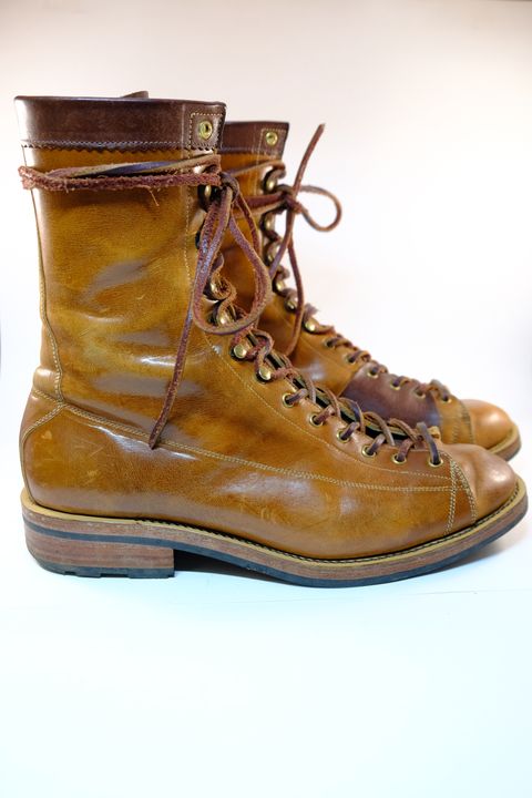 Photo by morosoleatherworks on February 4, 2024 of the Sagara Cordmaster in Conceria Cloe Superlux Horsebutt.