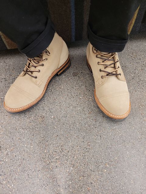 Photo by quantum_quetzal on November 8, 2022 of the Truman Service Boot in Tasman Leather Group Coyote Roughout.