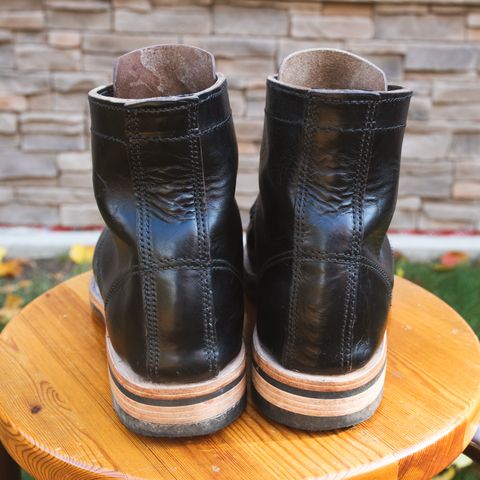 Photo by niftee_thrifteee on November 1, 2022 of the Virtus Leather Unlisted Model in Horween Black Chromexcel Horsebutt.