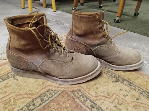 Photo by peanutbutter on December 6, 2023 of the Wesco Jobmaster in Seidel British Tan Domain Roughout.