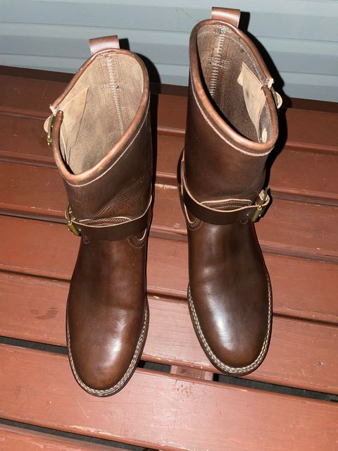 Photo by Daniel.S.Latham on October 2, 2024 of the Viberg Engineer in Horween Brown Chromexcel Horsebutt.