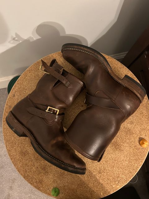 Photo by Daniel.S.Latham on March 6, 2025 of the Viberg Engineer in Horween Brown Chromexcel Horsebutt.