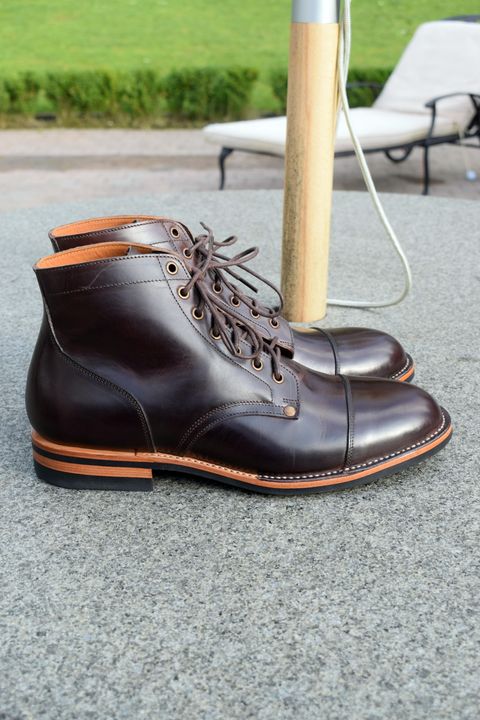 Photo by Clem on October 1, 2023 of the Midas Service Boot in Indonesian Dark Brown Pull Up.