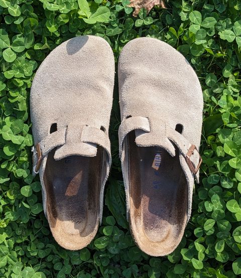 Photo by Lazy_Spread on April 5, 2024 of the Birkenstock Boston in Taupe Suede.