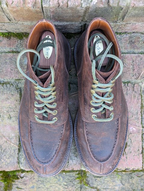 Photo by Eazyianish on March 4, 2023 of the Grant Stone Ottawa Boot in C.F. Stead Tobacco Waxy Commander Suede.