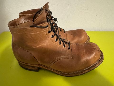 Photo by GalaxyGuy on January 5, 2026 of the Viberg Service Boot in Horween Natural Chromexcel Horsehide.