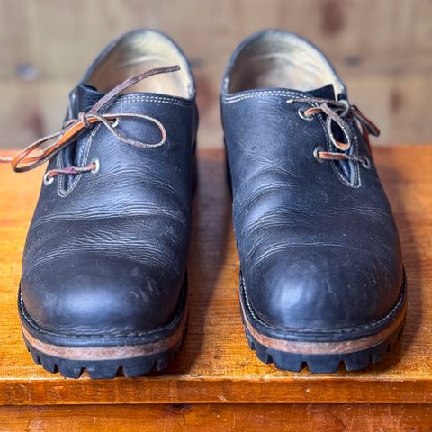 Photo by LimmerGuy on April 3, 2025 of the Peter limmer & Sons Custom Haferlschuh in Seidel Steel Gray Crazy Horse.