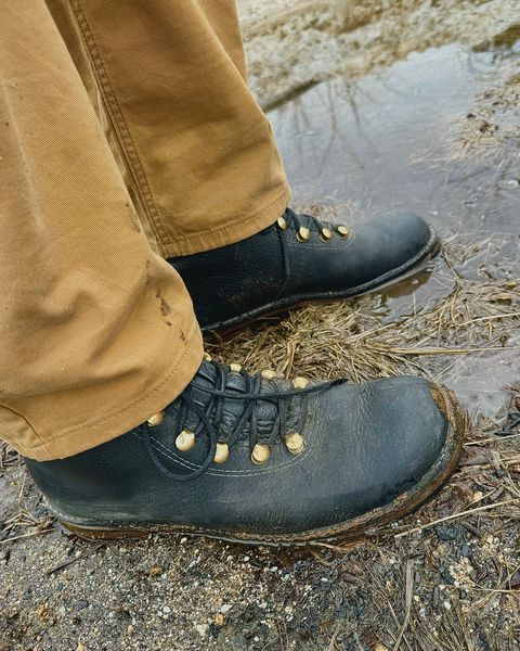 Photo by LimmerGuy on March 4, 2024 of the Peter Limmer & Sons Custom Model in Seidel Raindance: Limmer Edition.
