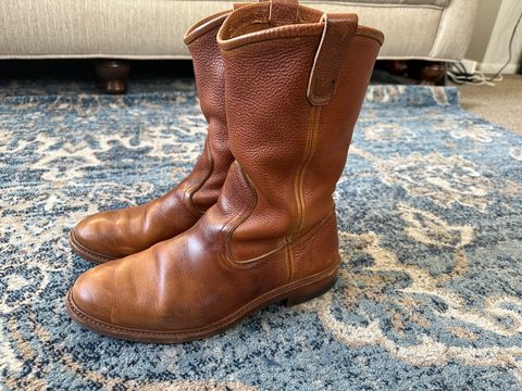 Photo by jayandhisboots on November 5, 2023 of the Allen Edmonds Dallas Roper in Horween Cheyenne Brown.