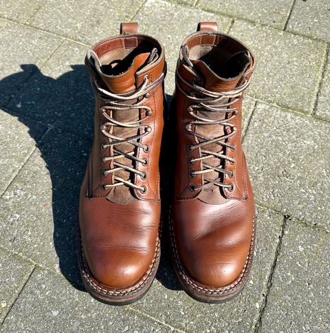 Photo by indigo_footprint on April 3, 2023 of the White's 350 Cruiser in Horween British Tan Chromexcel.