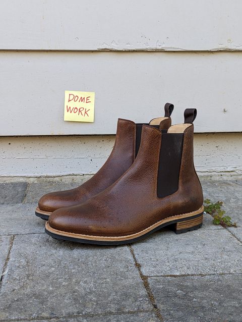 Photo by CanardGris on October 1, 2022 of the Mark Albert Chelsea Boot in Unlisted Leather.