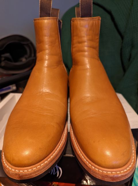 Photo by abrinson on May 6, 2022 of the Taylor Stitch Ranch Boot in Unknown Material.