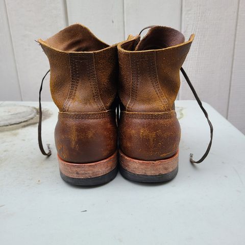 Photo by donyey on March 5, 2024 of the White's MP-Sherman Plain Toe in Horween Cinnamon Waxed Flesh.