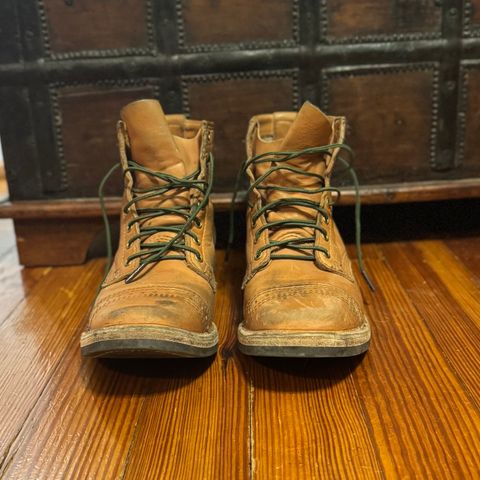 Photo by sthilburn on March 6, 2025 of the Wesco Wesco/x S&S Day Breaker in Horween Natural Essex.
