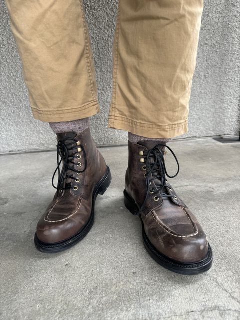 Photo by kat on October 14, 2024 of the Grant Stone Brass Boot in Gallun Teton Waxy Stag.