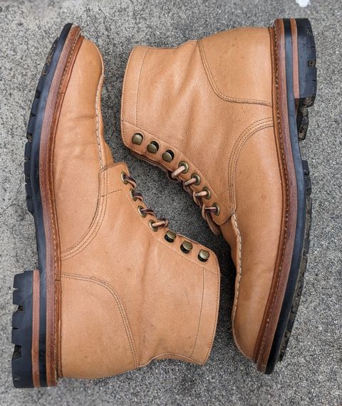 Photo by kat on February 3, 2023 of the Grant Stone Ottawa Boot in Incas Natural Kangaroo.