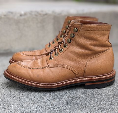 Photo by kat on April 3, 2023 of the Grant Stone Ottawa Boot in Incas Natural Kangaroo.