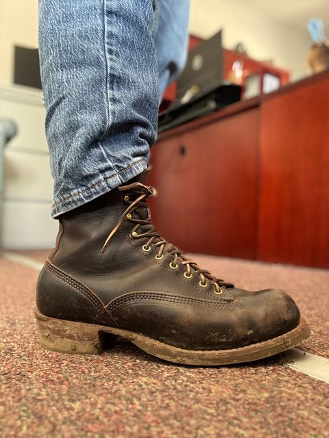 Photo by centralfornia on April 6, 2024 of the Wesco Jobmaster in Horween Black Chromexcel Horsehide.