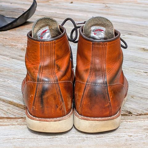 Photo by workwearfit on April 1, 2025 of the Red Wing 875 in Red Wing / Brown.