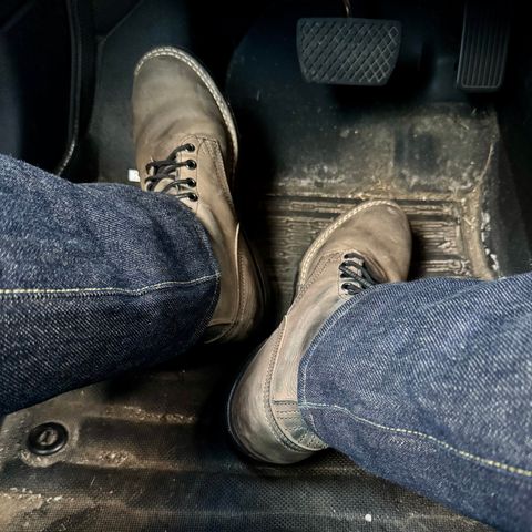 Photo by Leetsalot on August 29, 2025 of the Nicks MTO in Horween Steel Predator.