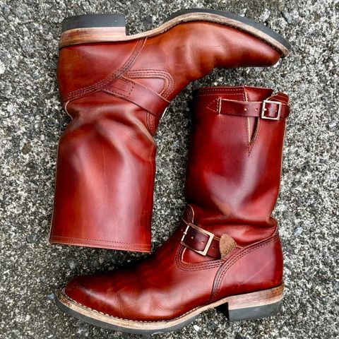 Photo by Leetsalot on April 3, 2025 of the Wesco Mister Lou in Wickett & Craig Tan Oiled Latigo.