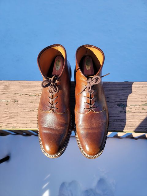 Photo by LouisvilleLeatherGuy on January 5, 2023 of the Midas Thunderboot II in Shinki Cognac Oiled Horsebutt.