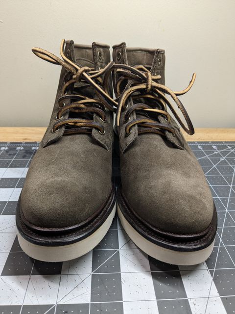 Photo by rabton on October 5, 2023 of the Viberg Scout Boot in C.F. Stead Fog Janus Calf Suede.