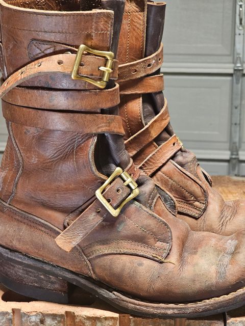 Photo by arriaga214 on February 4, 2025 of the Nicks Heritage TankerPro in Horween Natural Dublin.