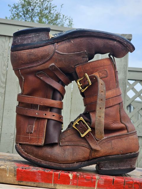 Photo by arriaga214 on March 30, 2025 of the Nicks Heritage TankerPro in Horween Natural Dublin.
