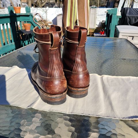 Photo by UrsusAstartes on February 4, 2024 of the Nicks Overlander in Horween Brown Chromexcel.