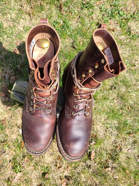 Photo by UrsusAstartes on April 1, 2024 of the Nicks Overlander in Horween Brown Chromexcel.