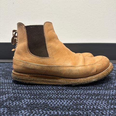 Photo by nothomeatl on January 5, 2026 of the Project Pandion PE1.2 in Vegetable Tanned Bovine.