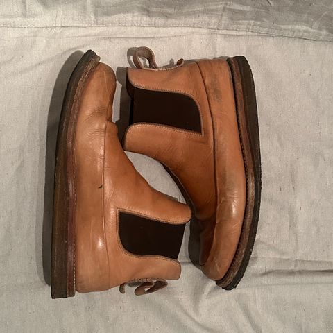 Photo by nothomeatl on February 5, 2026 of the Project Pandion PE1.2 in Vegetable Tanned Bovine.