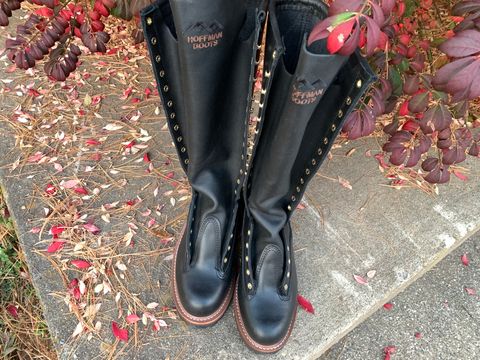 Photo by CountFluffhair.46 on November 2, 2022 of the Hoffman Boots Unlisted Model in Unknown Leather.